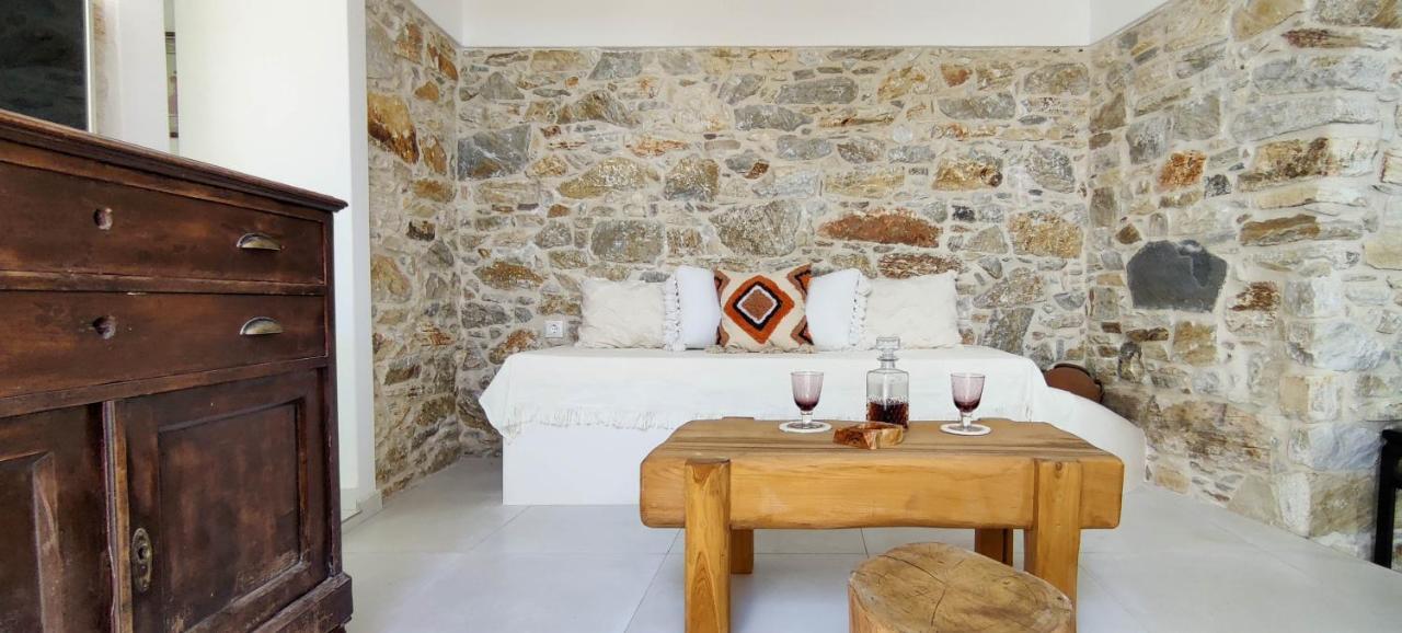 Apérathos Laina Traditional Guest House מראה חיצוני תמונה